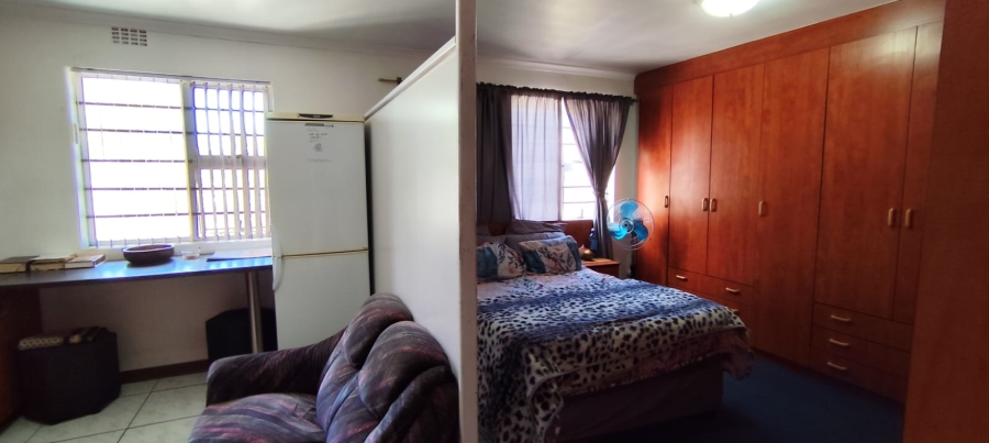 3 Bedroom Property for Sale in Philippi Western Cape